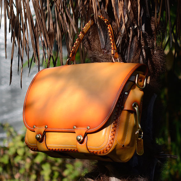 Companion Messenger Small