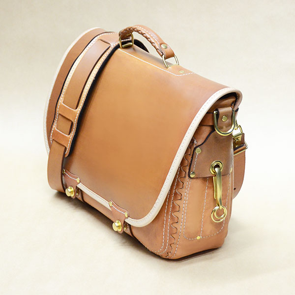 COMPANION MESSENGER - Natural Aged