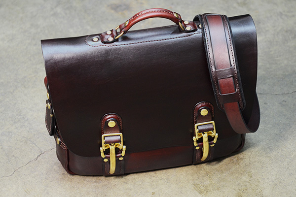 Heirloom Messenger 2 Brown