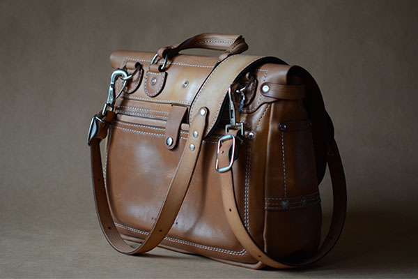 Heirloom Messenger Natural - Nickel Hardware